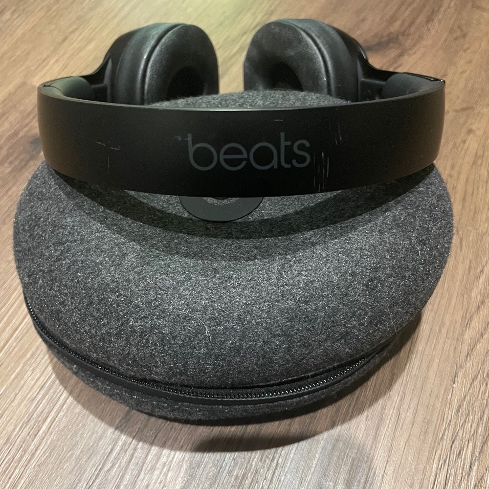 Beats Solo Pro Headphones